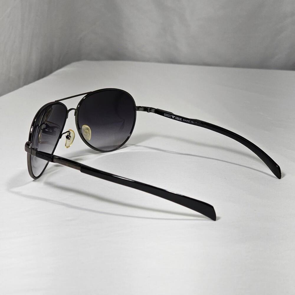 Vintage Giorgio Armani Aviator Polarized Italy Sunglasses Black Frame - Picture 10 of 13